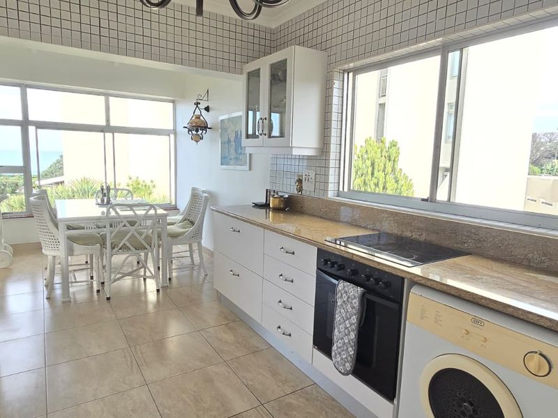 Fully Furnished Beachfront Apartment for Rent in Umhlanga Central - Photo 9