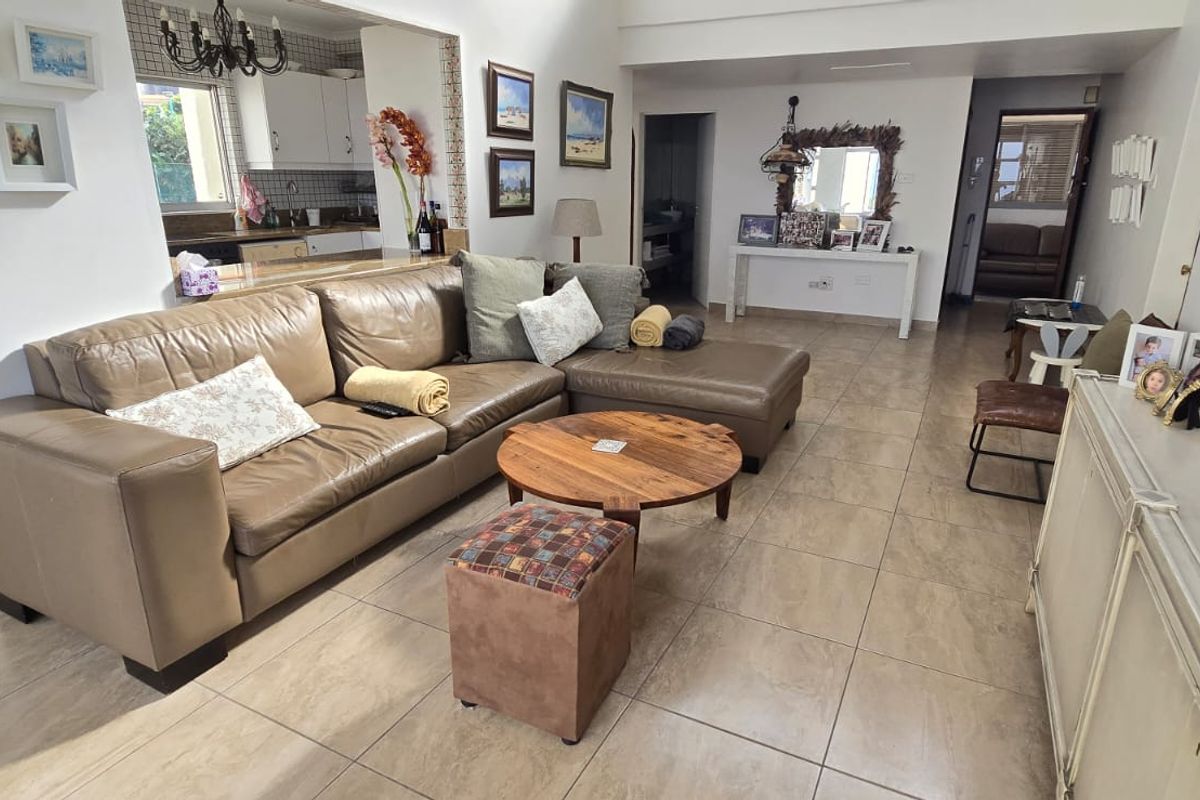 Fully Furnished Beachfront Apartment for Rent in Umhlanga Central - Photo 5