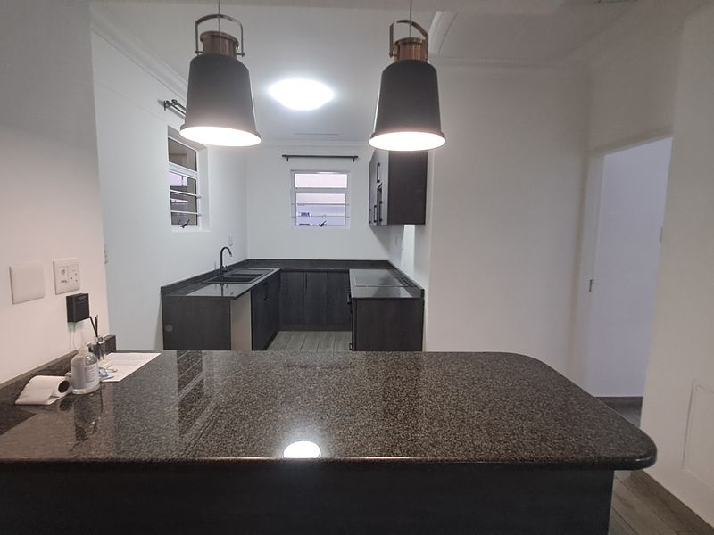 Luxury Penthouse Living | 2 Bed, 2 Bath Penthouse for Sale - Photo 4
