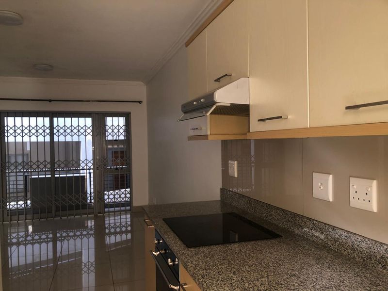 Ground floor two bedroom for sale - Photo 8