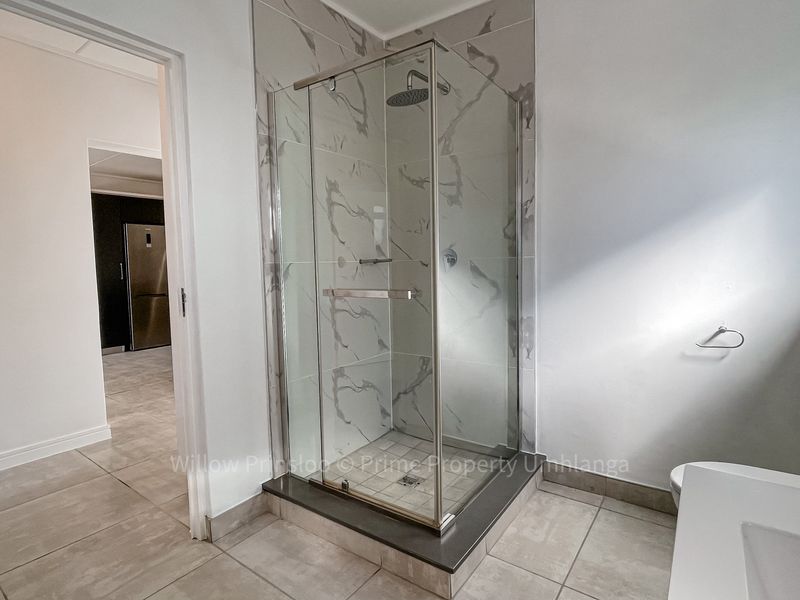 Stunning 3 Bed 2 Bath Premium Garden Unit in Izinga Eco Estate - Photo 8