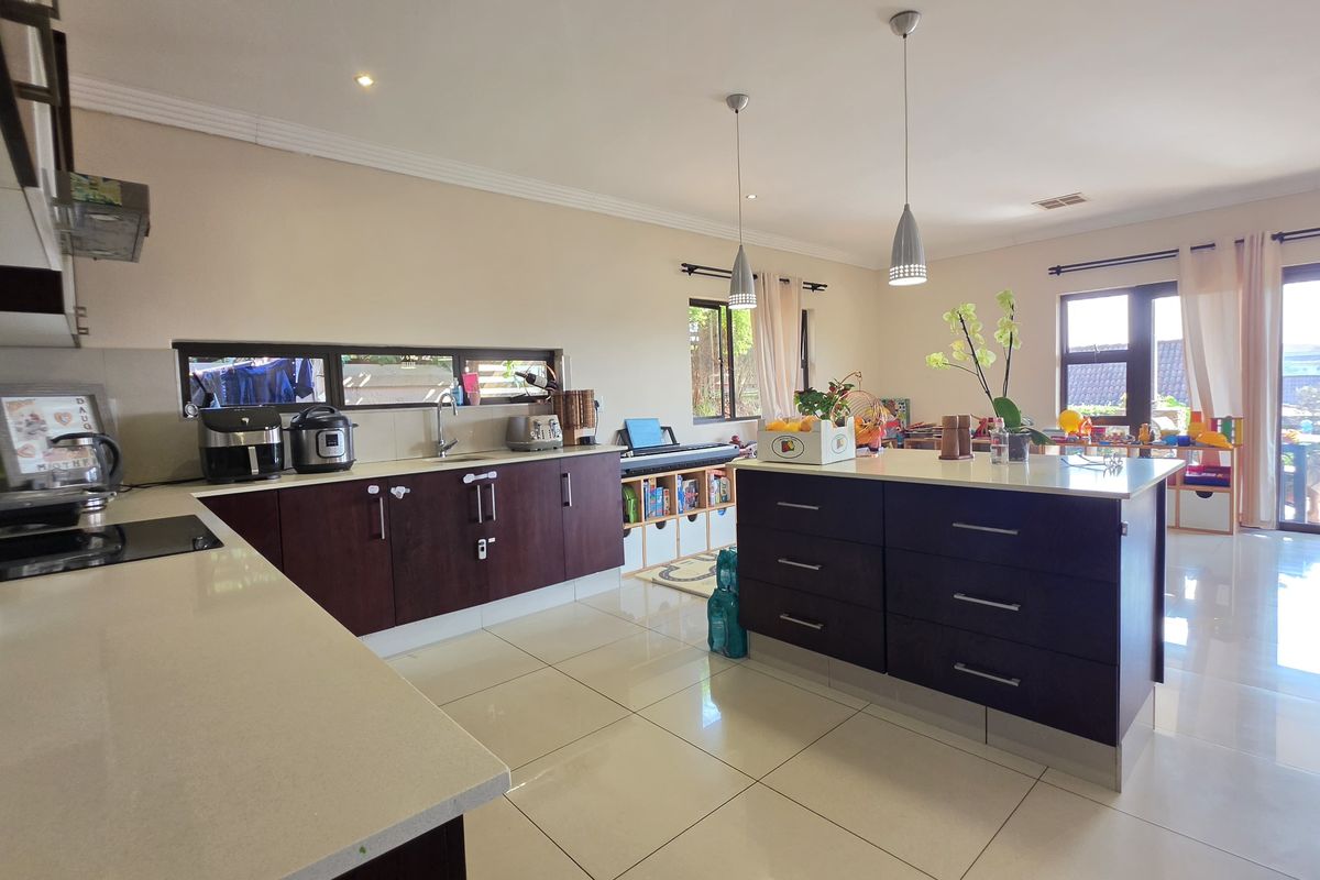 Townhouse For Sale In Umhlanga - Photo 4