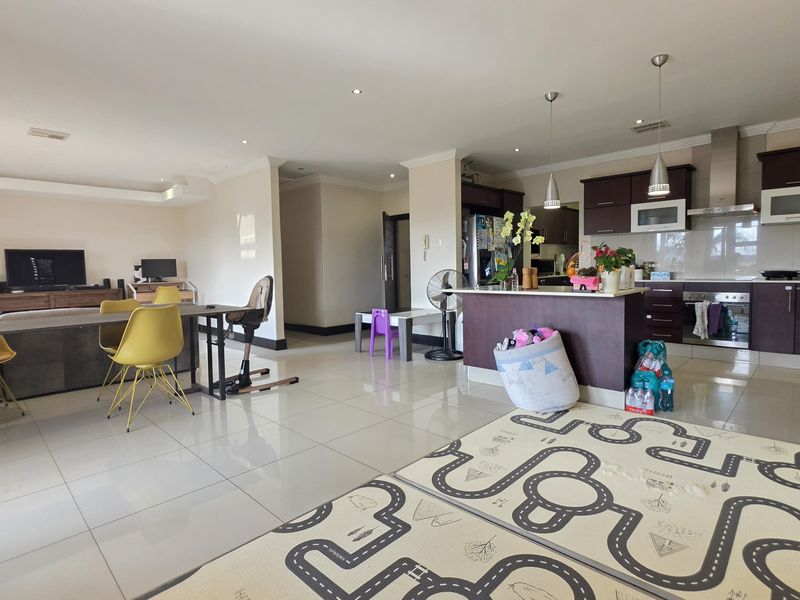 Townhouse For Sale In Umhlanga - Photo 3
