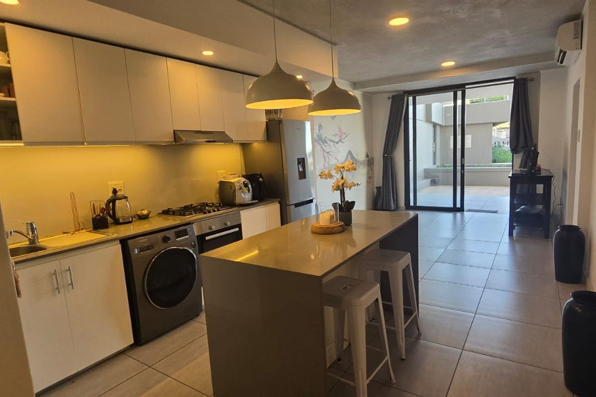 2 Bedroom 2Bathroom Furnished - Photo 4