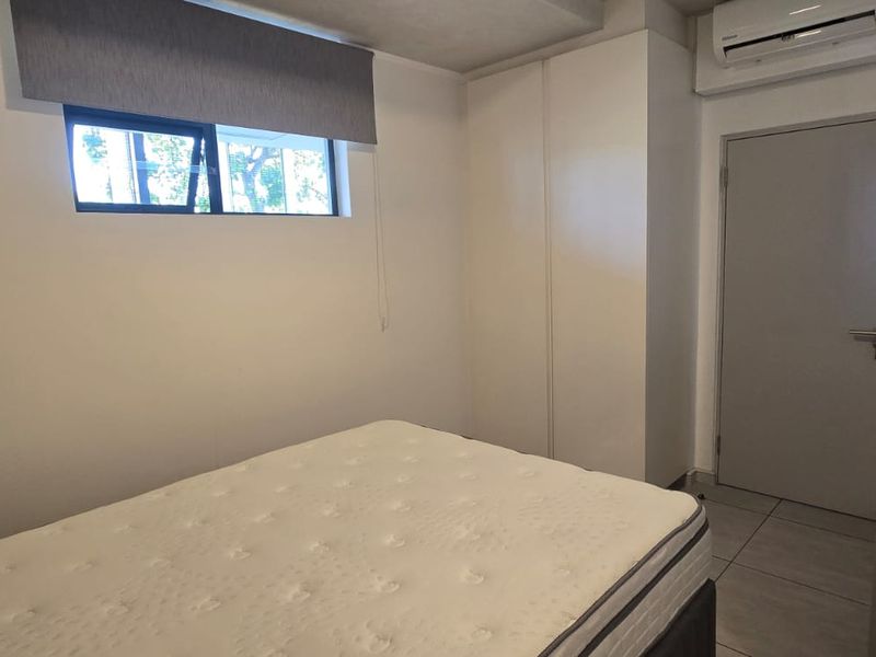 2 Bedroom 2Bathroom Furnished - Photo 8