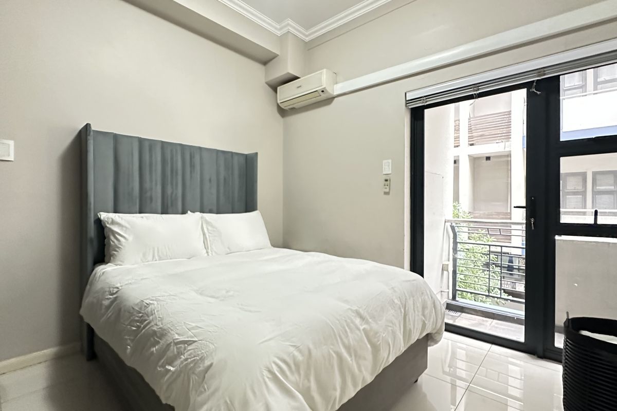 Modern Fully Furnished 2 Bedroom Apartment - Photo 5