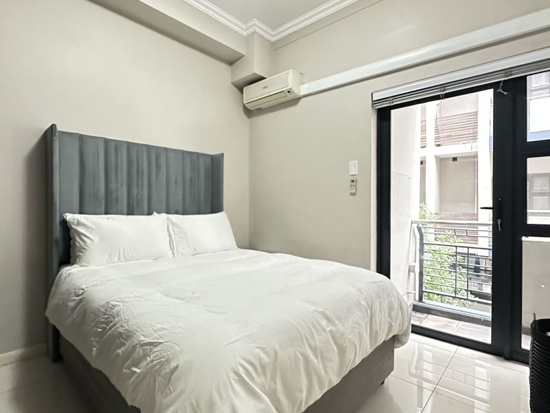 Modern Fully Furnished 2 Bedroom Apartment - Photo 5