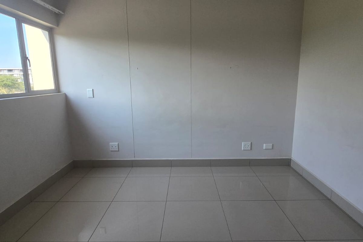 Two Bedroom Two Bathroom- Sale - Photo 4