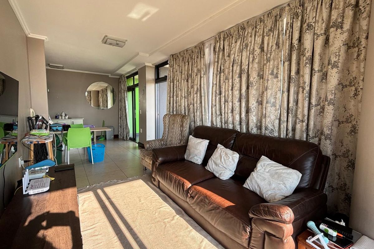 1-Bedroom Apartment for Sale in Umhlanga Ridge. - Photo 3