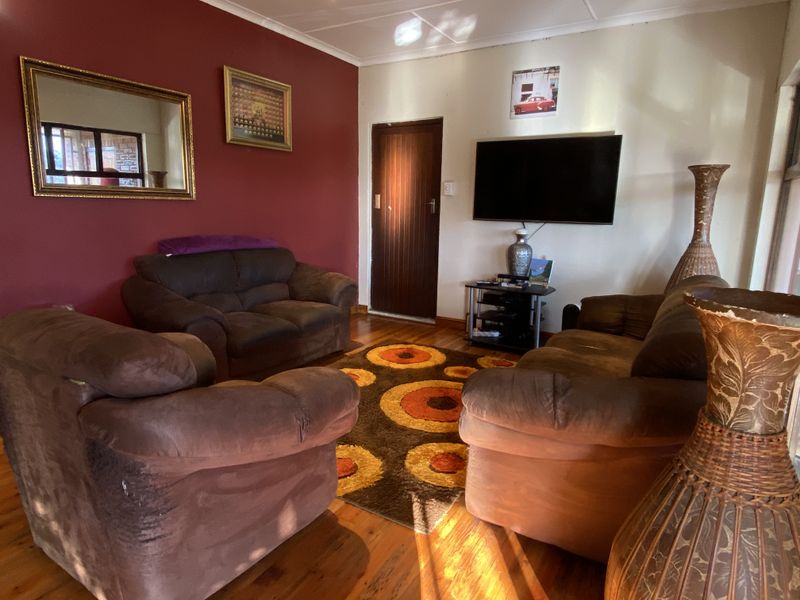4 Bedroom House For Sale In Westville - Photo 5