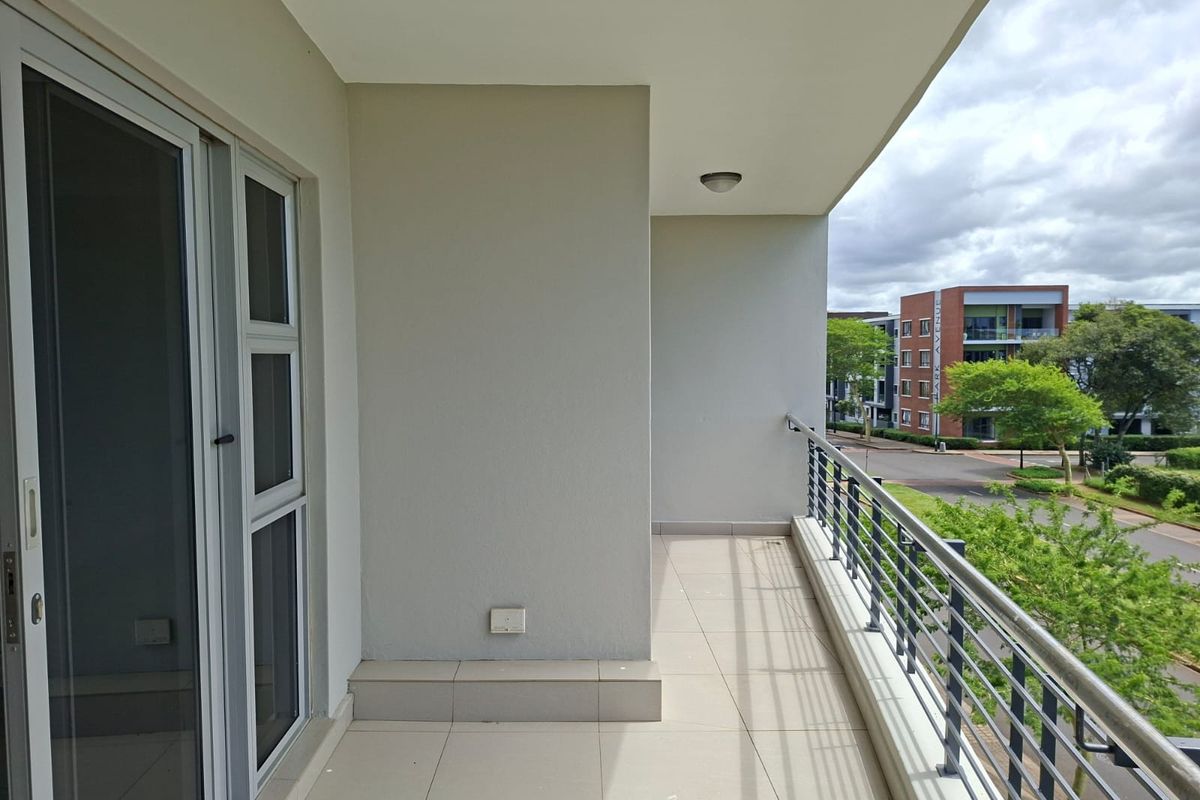 Prime Property Two bedroom for sale - Photo 5