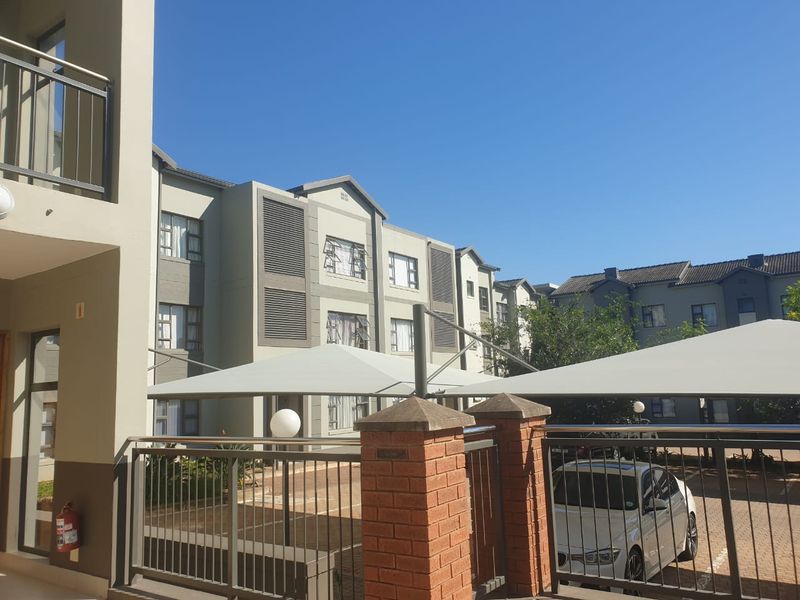 Unfurnished two bedroom to rent - Photo 3
