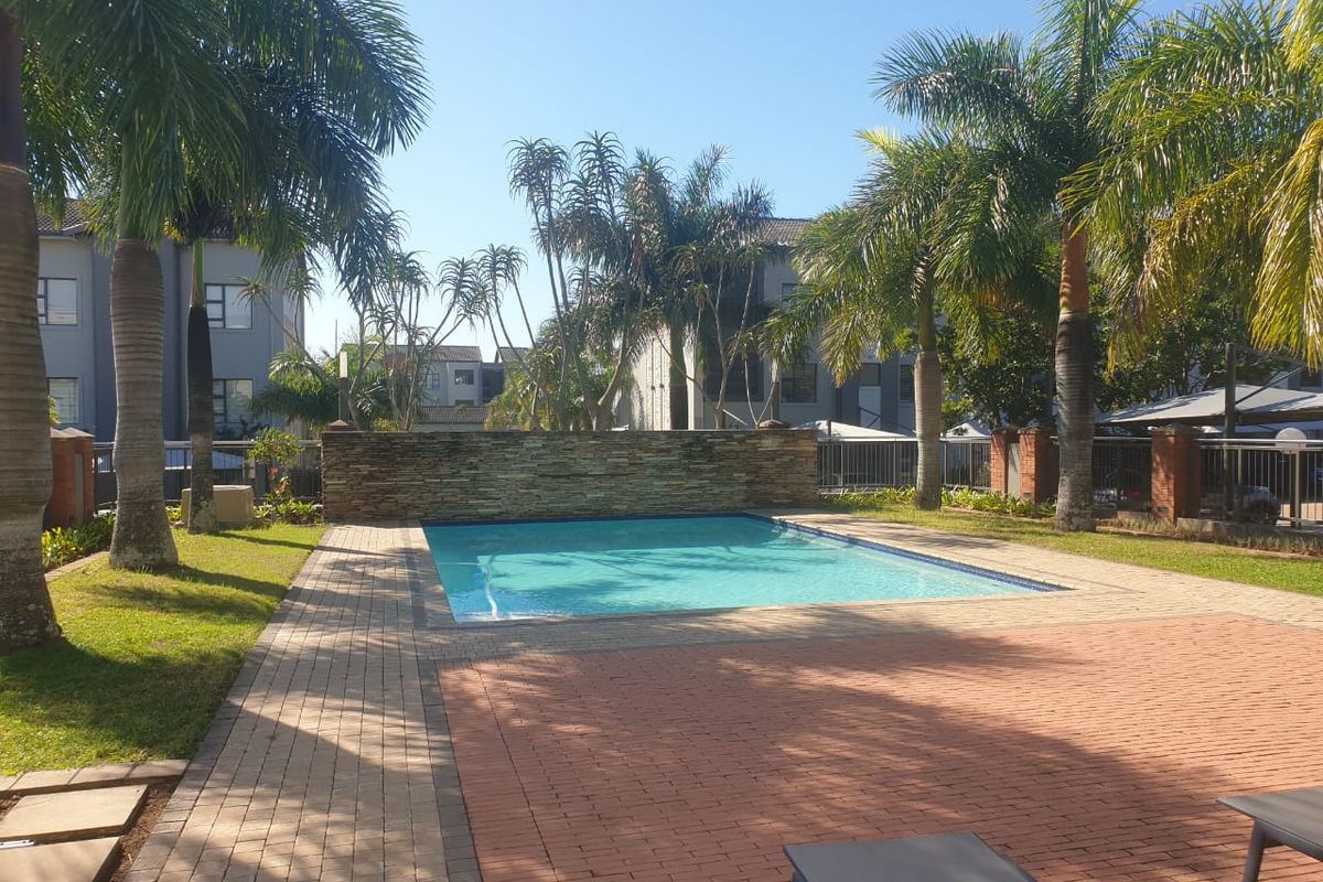 Unfurnished two bedroom to rent - Photo 4