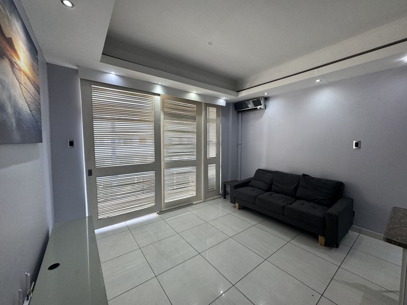 1 bedroom fully furnished apartment to rent in umhlanga - Photo 2