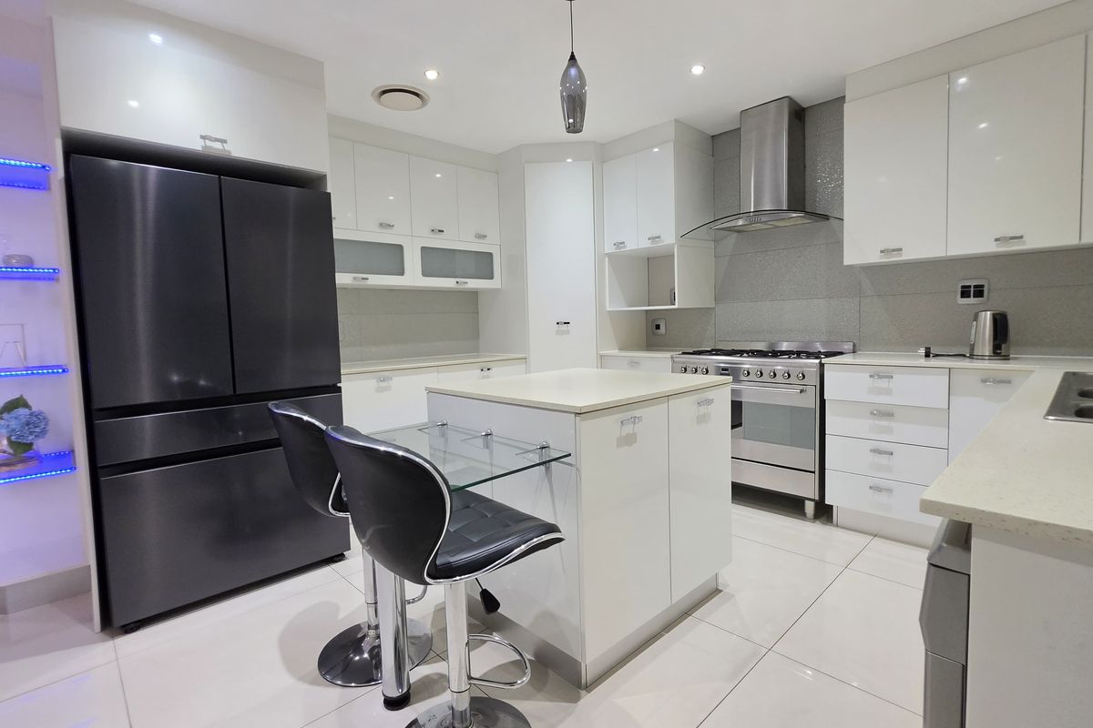 Townhouse For Sale In Umhlanga - Photo 4