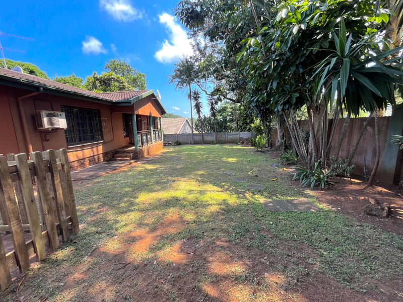 Modern 1 Bedroom Flat to Rent in Durban North – Available Immediately! - Photo 2