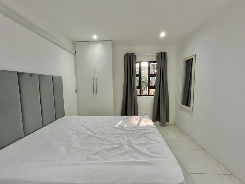 Modern 1 Bedroom Flat to Rent in Durban North – Available Immediately! - Photo 1