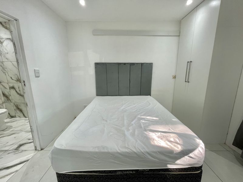 Modern 1 Bedroom Flat to Rent in Durban North – Available Immediately! - Photo 7