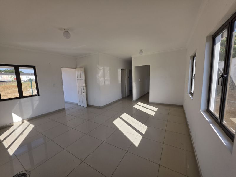 Prime 1,400m2 Level 3 Bed, 2 Bath Property – Perfect for a Community or Religious Centre! - Photo 6