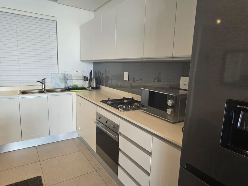 3-Bedroom, 3-Bathroom Apartment -Sibaya Precinct - Photo 3
