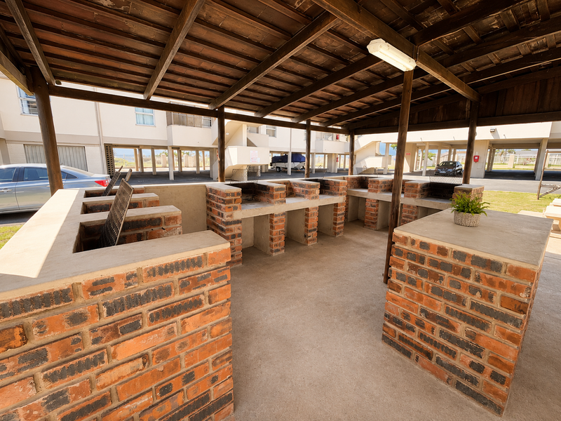 Apartment For Sale In Margate - Photo 4