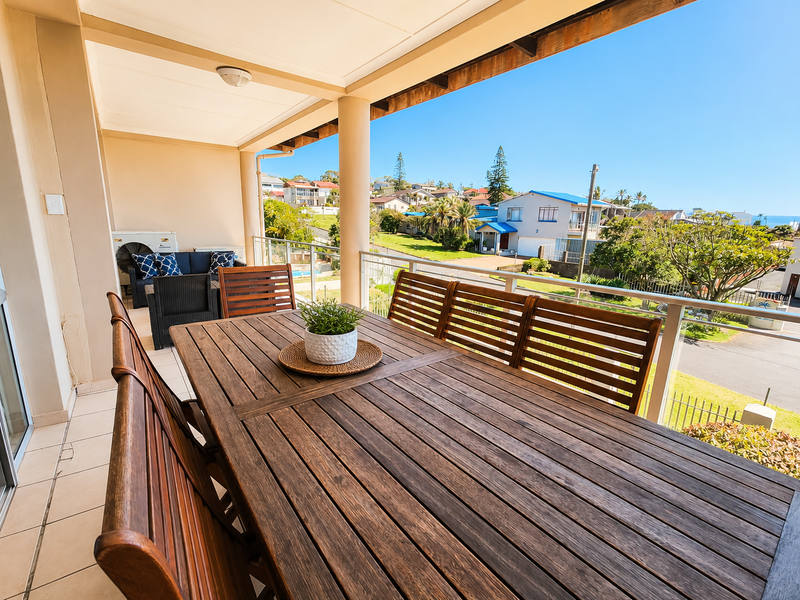 Apartment For Sale In Margate - Photo 6