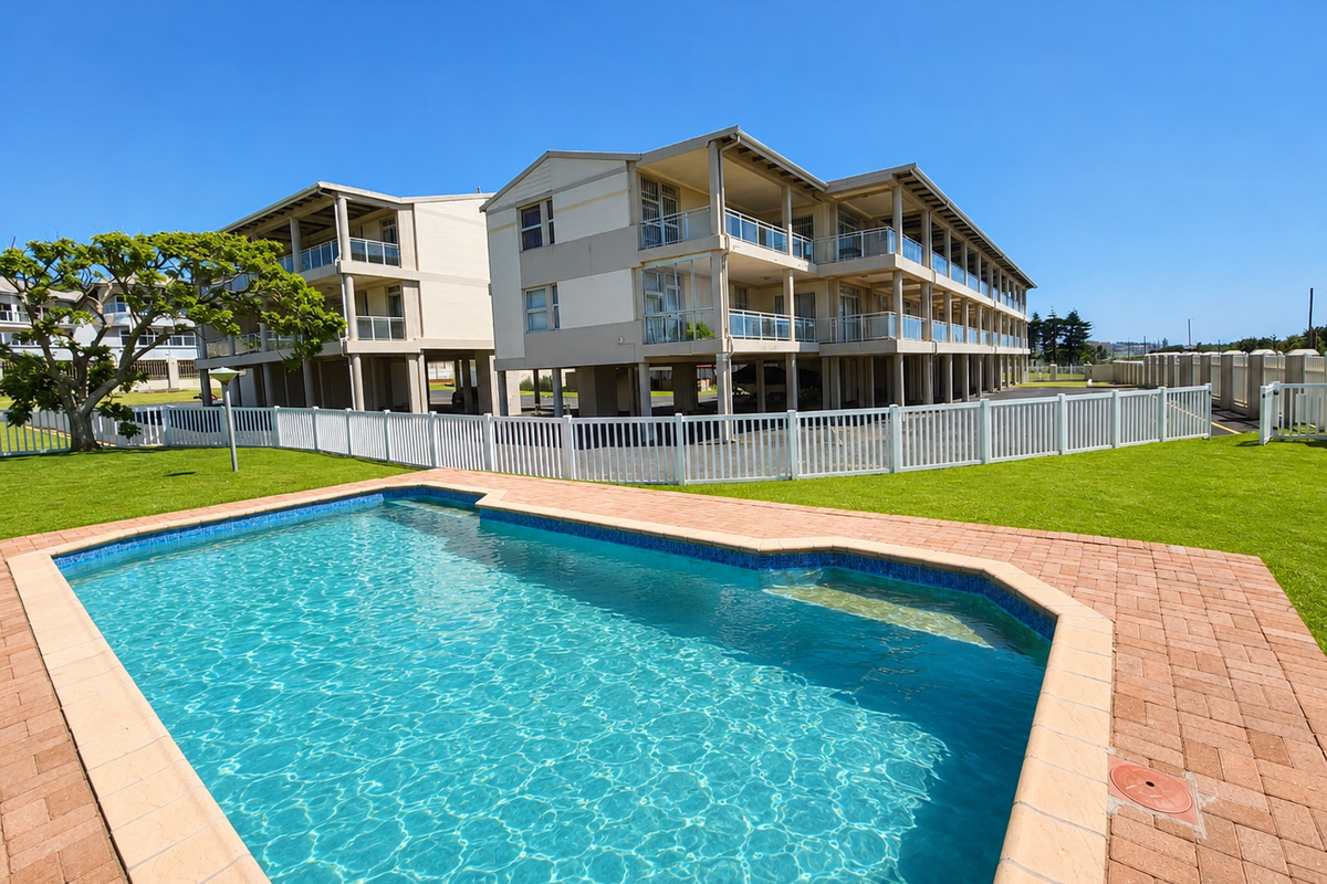 Apartment For Sale In Margate - Photo 3