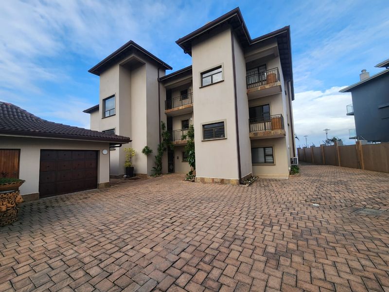 Apartment For Sale In Margate - Photo 2