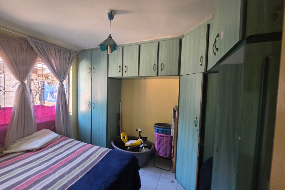 3 bedroom house for sale in caneside phoenix with a rental income - Photo 3