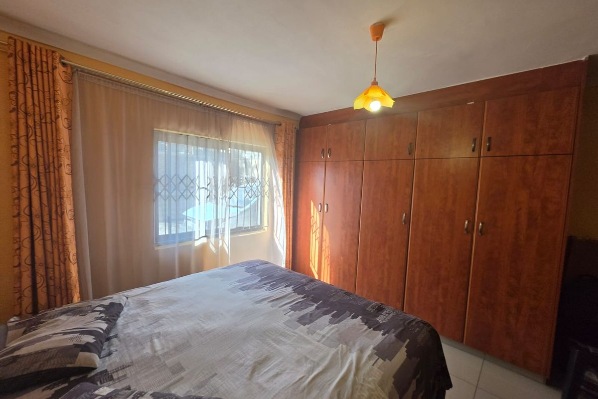3 bedroom house for sale in caneside phoenix with a rental income - Photo 4