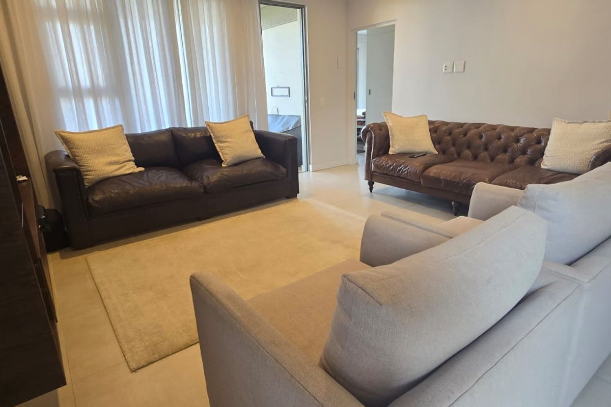 Unfurnished 4 Bedroom Townhouse - Salta Estate - Photo 3