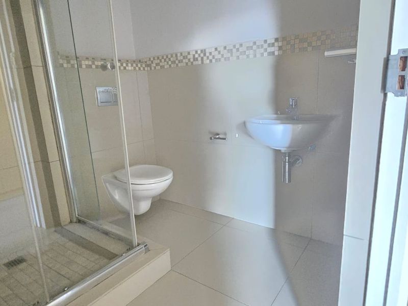 Two Bedroom Two Bathroom- Sale - Photo 8