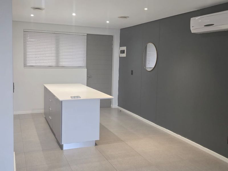 Unfurnished 2‐Bedroom Apartment — Pebble Beach, Sibaya - Photo 5