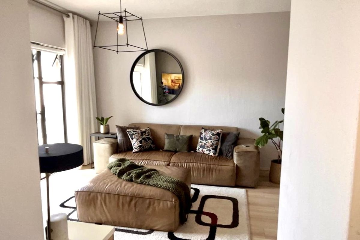 2 Bed 2 Bath Apartment in Broadacrs - Photo 5