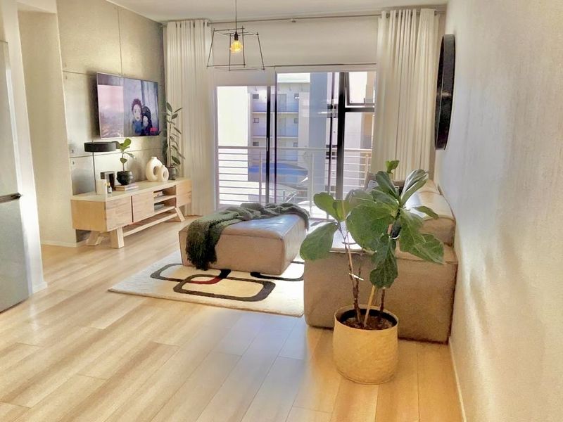 2 Bed 2 Bath Apartment in Broadacrs - Photo 4