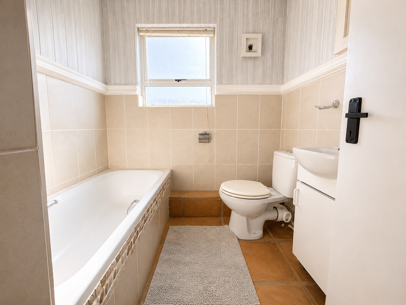 Apartment For Sale In Margate - Photo 10