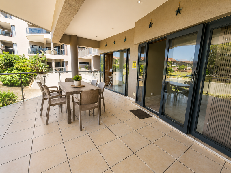 Apartment For Sale In Margate - Photo 4