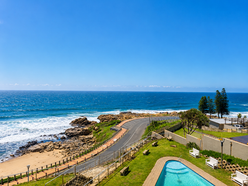 Apartment For Sale In Margate - Photo 2