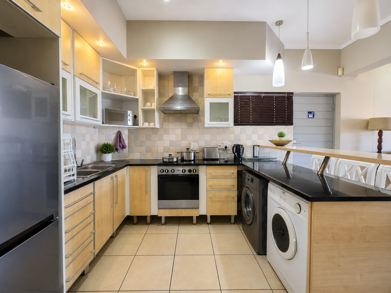 Apartment For Sale In Margate - Photo 8