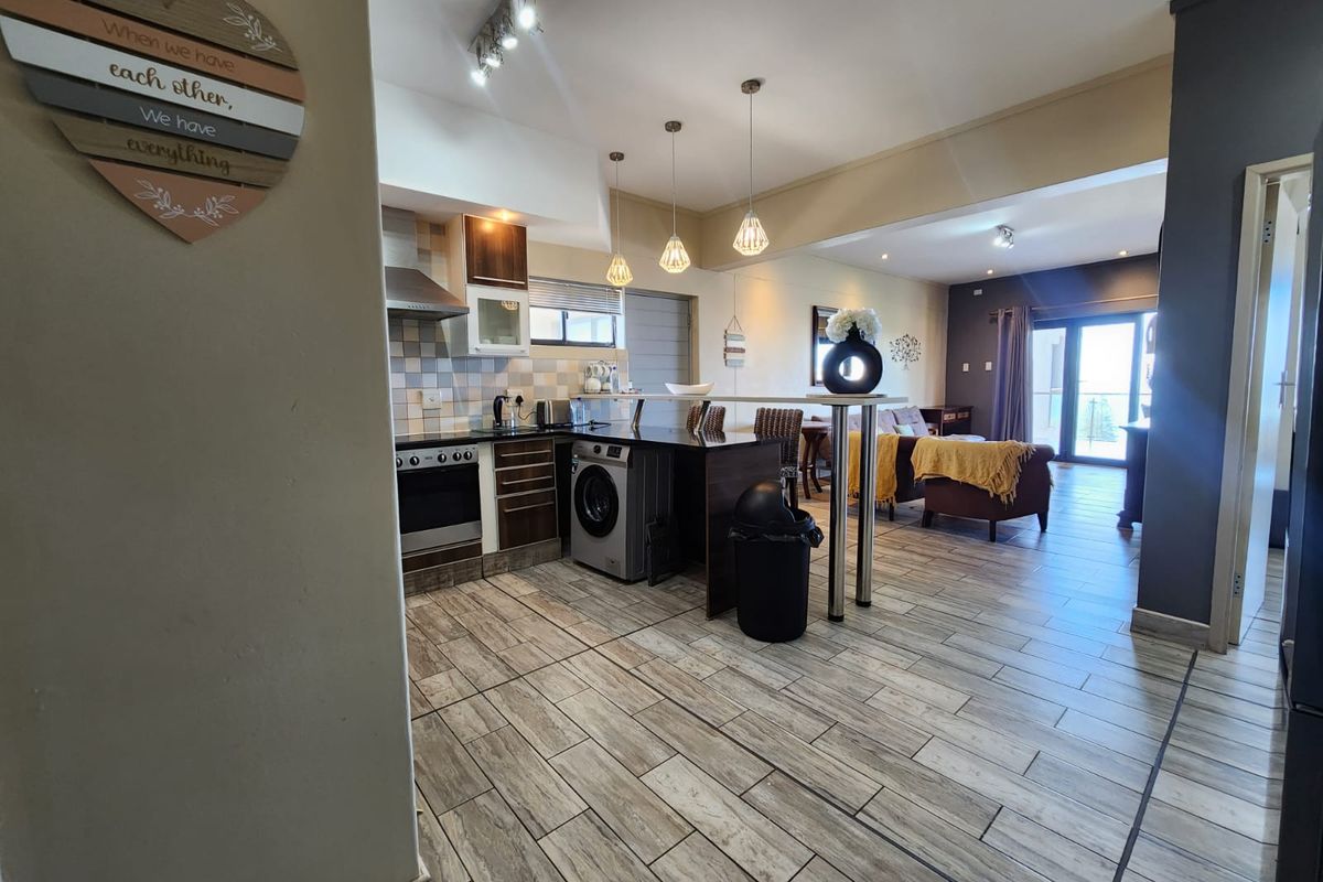 Apartment For Sale In Margate - Photo 4