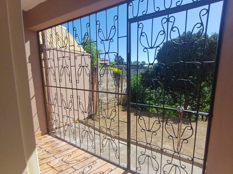 Spacious Three Bedroom Home in Rydalvale for Sale - Photo 4