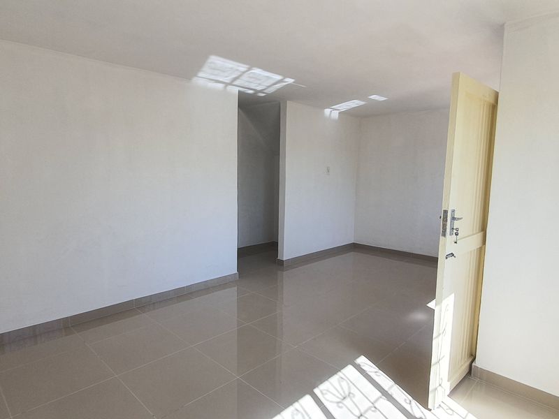 Spacious Three Bedroom Home in Rydalvale for Sale - Photo 9