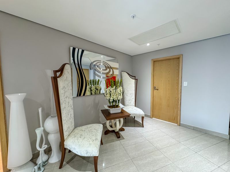 Luxury Living at Its Finest | Stunning 4 Bedroom, 5.5 Bathroom Family Home - Photo 5