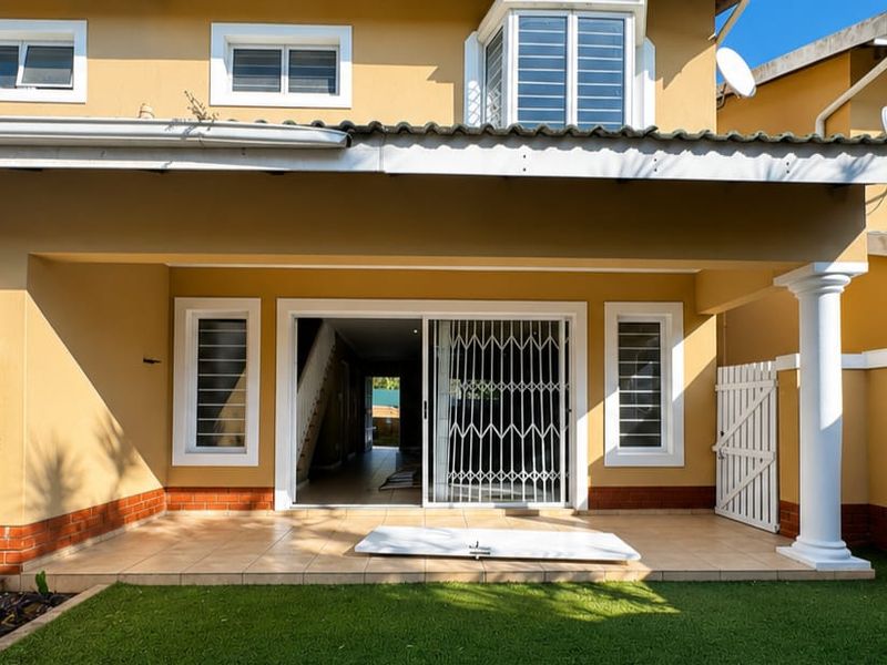 Gated Estate | 3 Bedroom To Let In Mount Edgecombe. - Photo 2