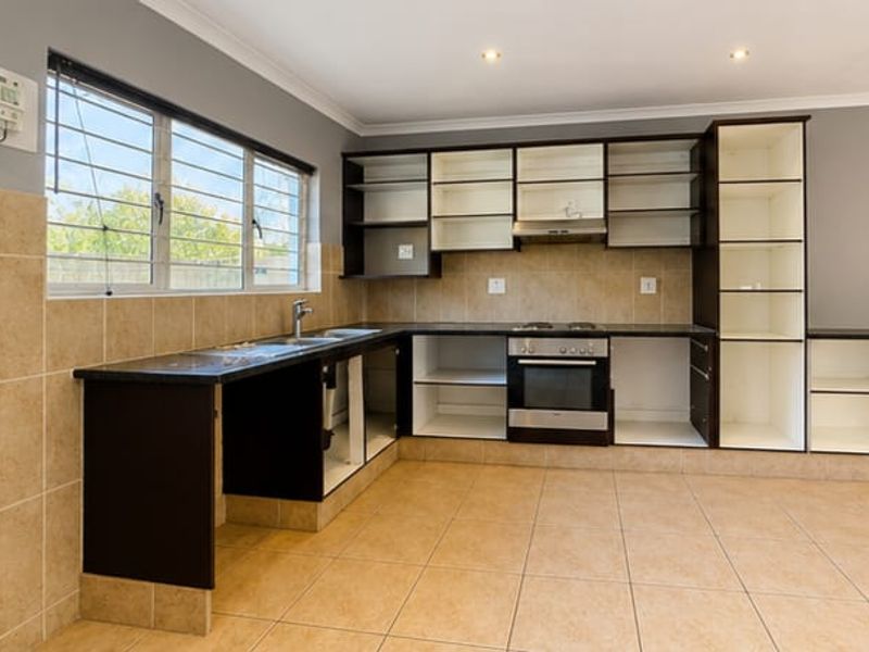 Gated Estate | 3 Bedroom To Let In Mount Edgecombe. - Photo 4