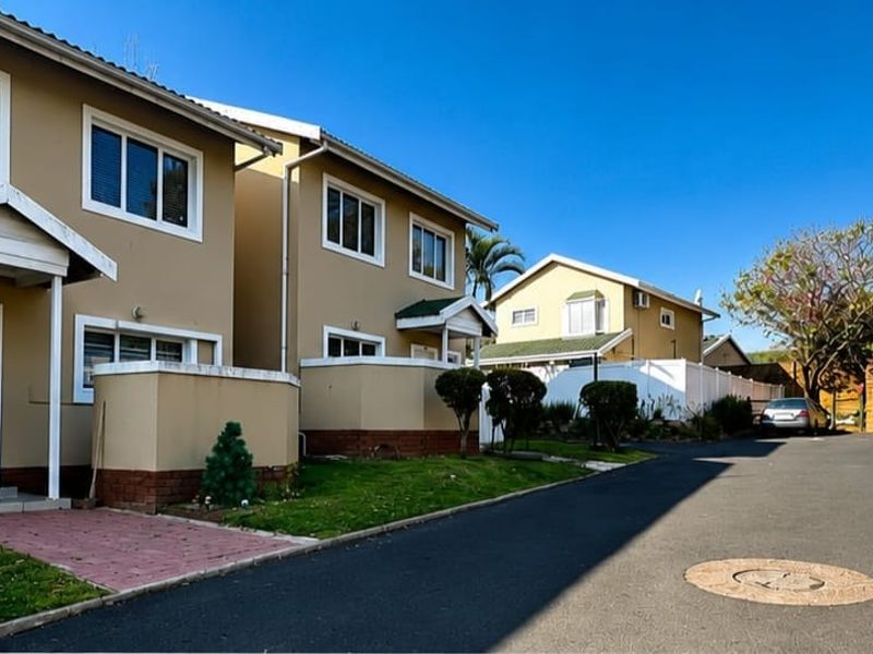 Gated Estate | 3 Bedroom To Let In Mount Edgecombe. - Photo 1