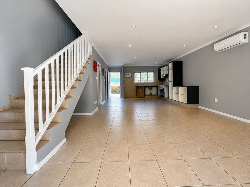 Gated Estate | 3 Bedroom To Let In Mount Edgecombe. - Photo 5