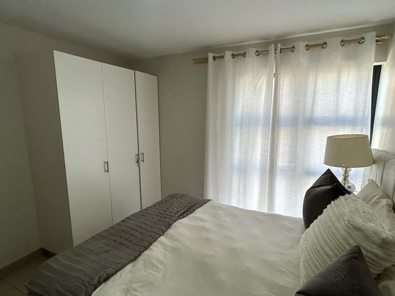 Modern 2 Bedroom Apartment To Rent | Comfort, Convenience & Secure Living - Photo 5