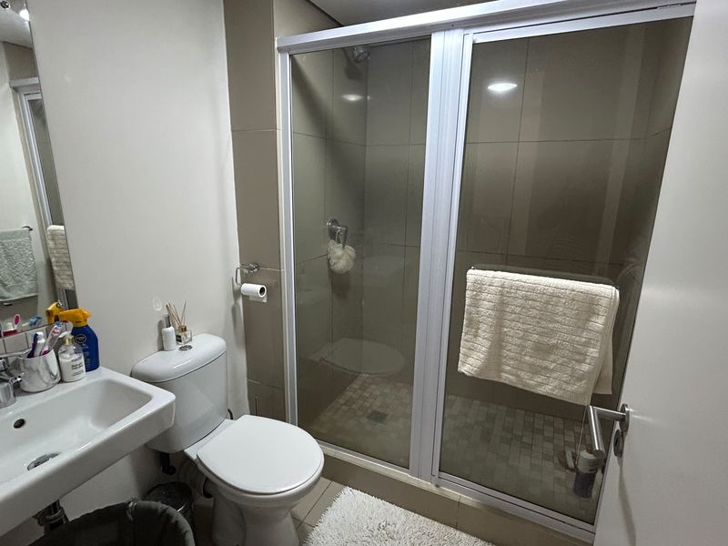 Modern 2 Bedroom Apartment To Rent | Comfort, Convenience & Secure Living - Photo 8