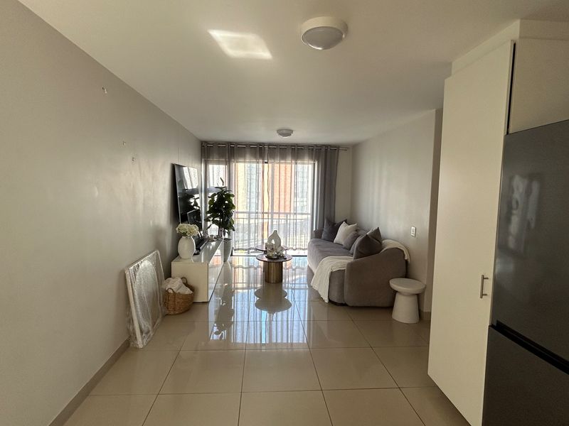 Modern 2 Bedroom Apartment To Rent | Comfort, Convenience & Secure Living - Photo 3
